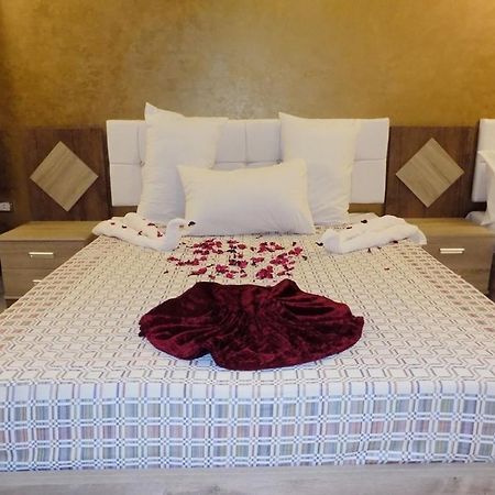 New City Hotel Кайро Екстериор снимка