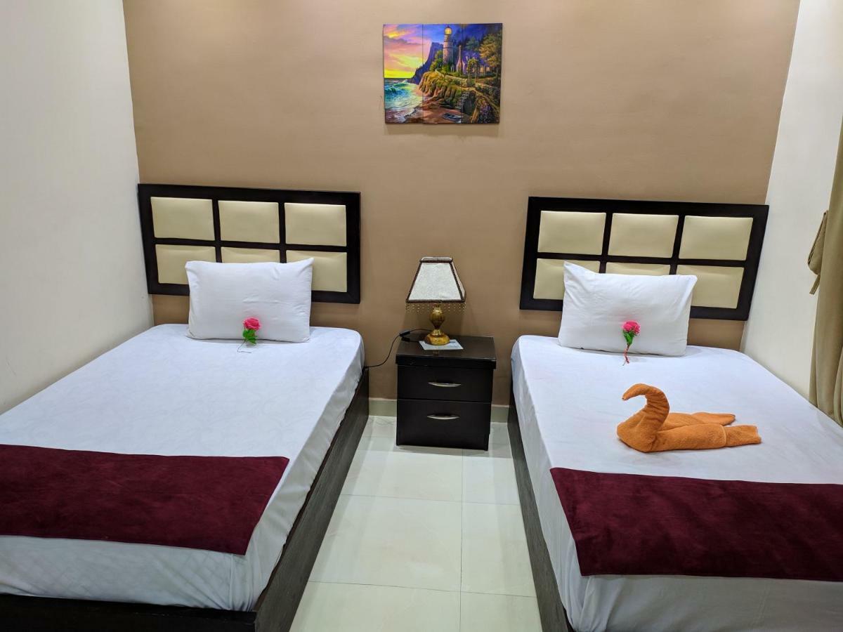 New City Hotel Кайро Екстериор снимка